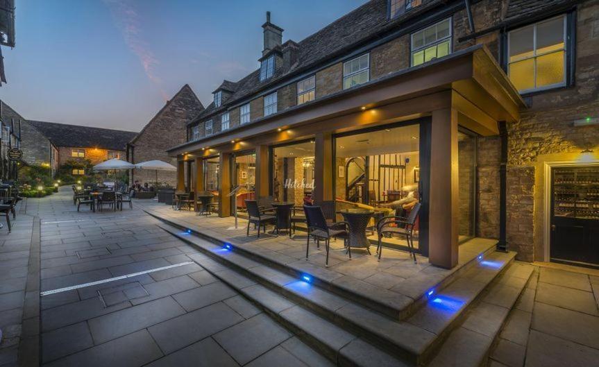 The Talbot Hotel, Oundle , Near Peterborough Exterior foto
