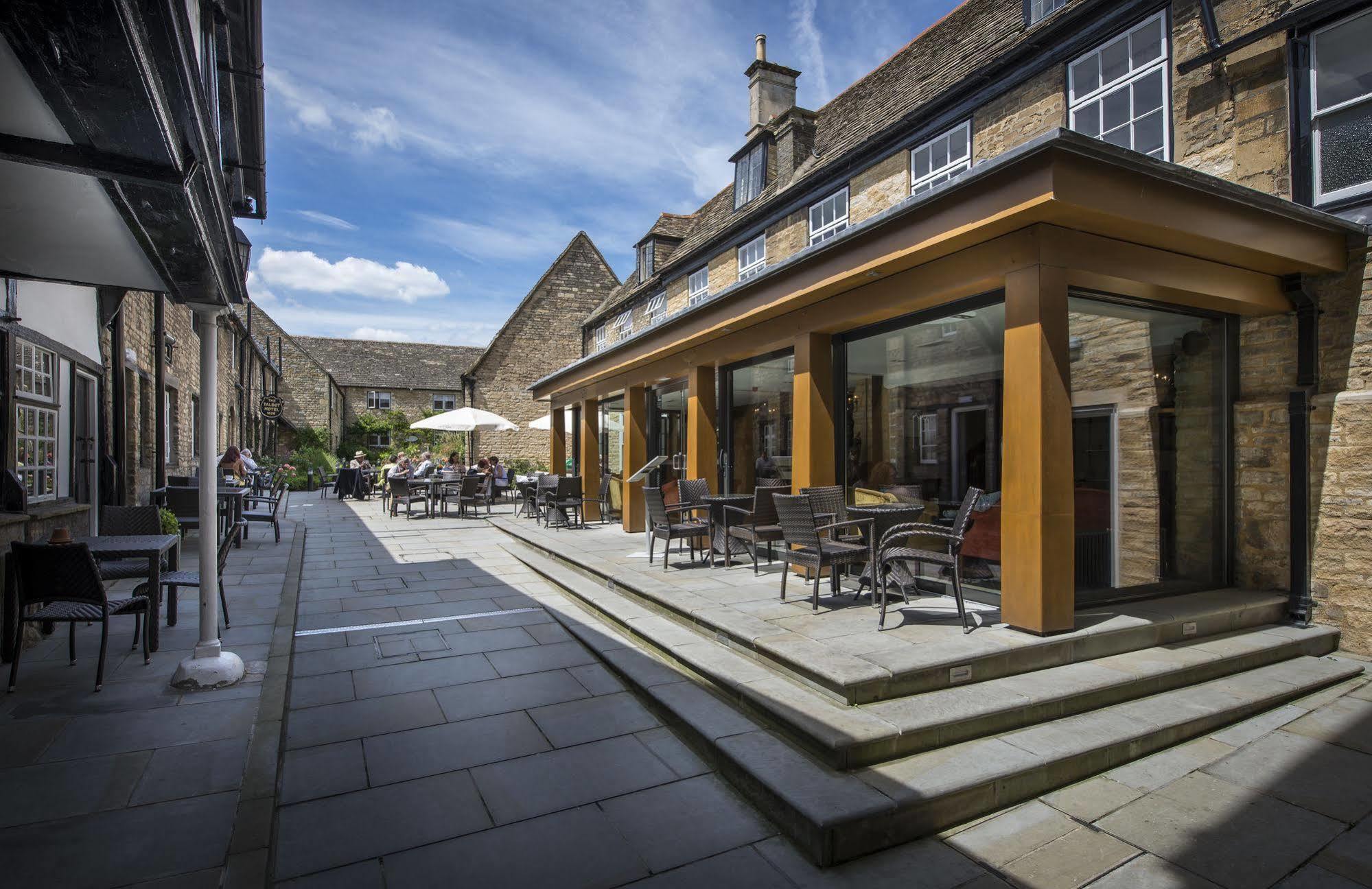 The Talbot Hotel, Oundle , Near Peterborough Exterior foto